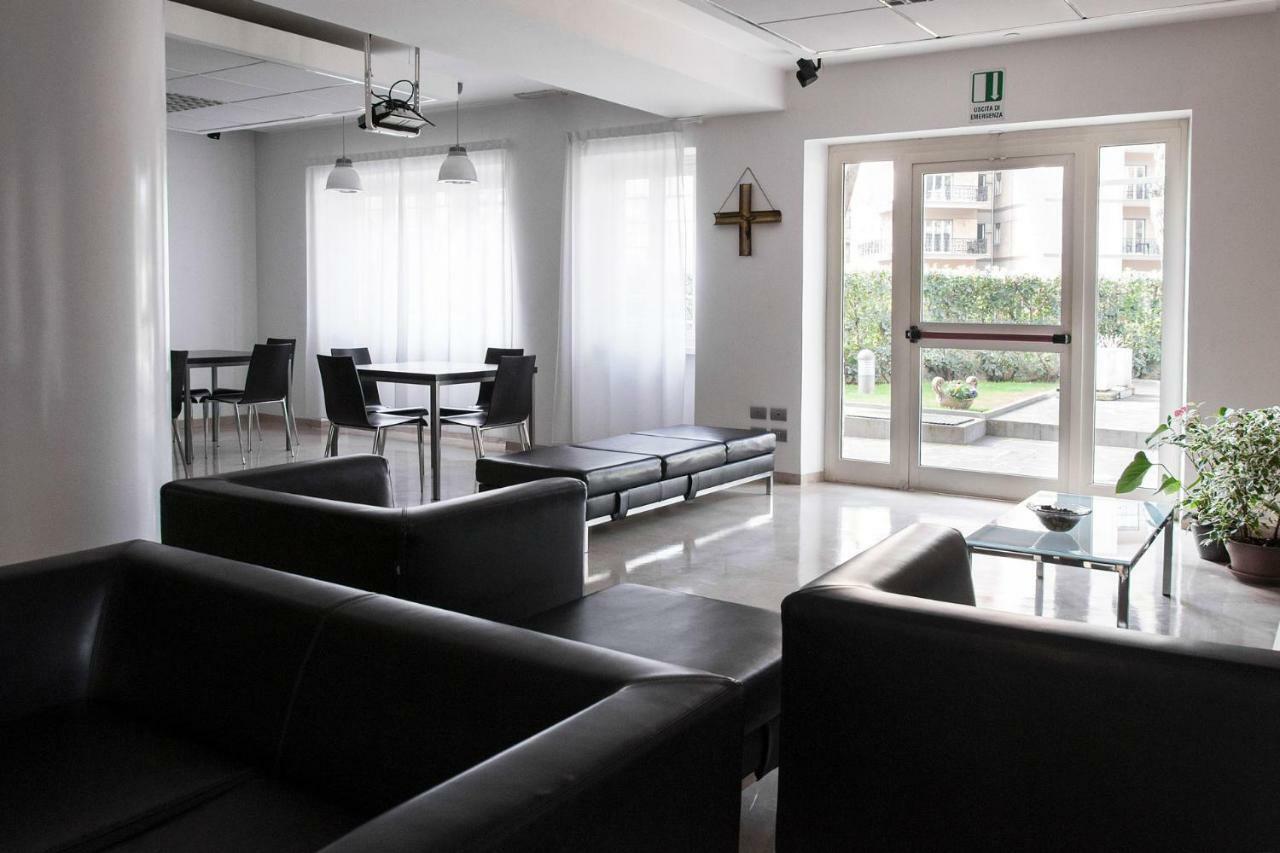 Preziosissimo Sangue Panzió Róma Kültér fotó